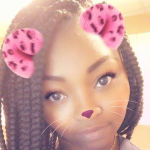 Meet your Posher, Noelle